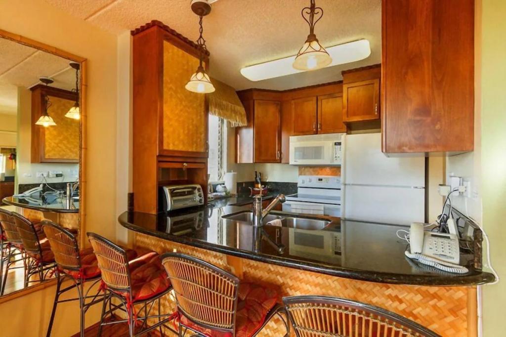 Heart Of Waikiki,1Bdrm,Free Parking, Wifi,No Resort Fees,Youtube,Netflix ! Honolulu Buitenkant foto